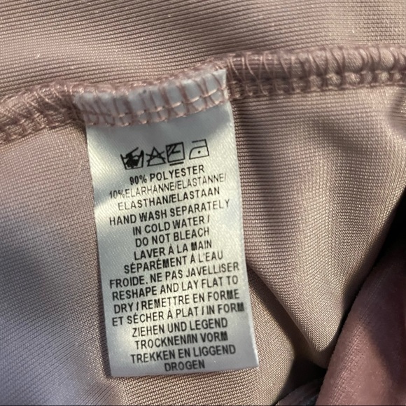 Design Lab Velvet Tie Back Top NWOT - Picture 6 of 6